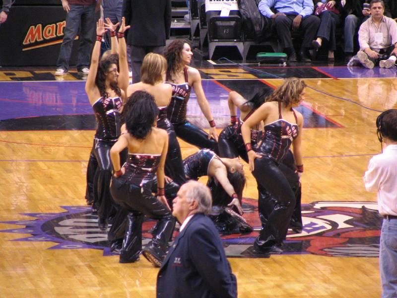 Raptors - 02.04.2005 048.jpg